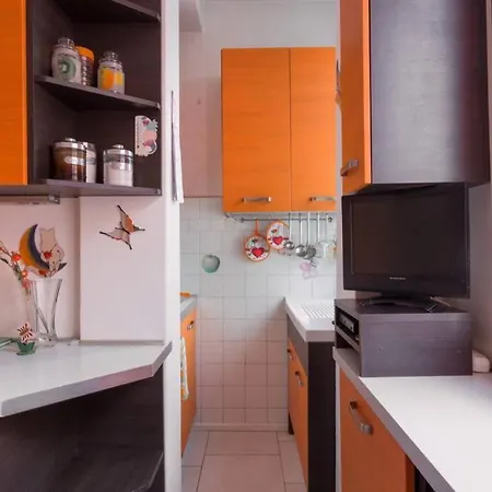 Bright & Cozy With Balcony Πανσιόν Μιλάνο
